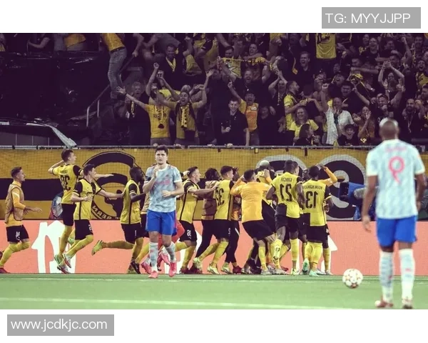 尤文图斯与巴塞罗那激战后的赛后分析与战术总结分享会