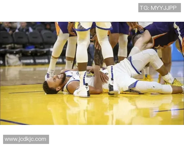 库里职业生涯初次歹意犯规